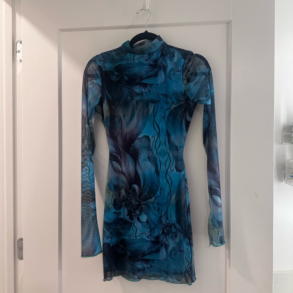 Elegant Blue Patterned Dress